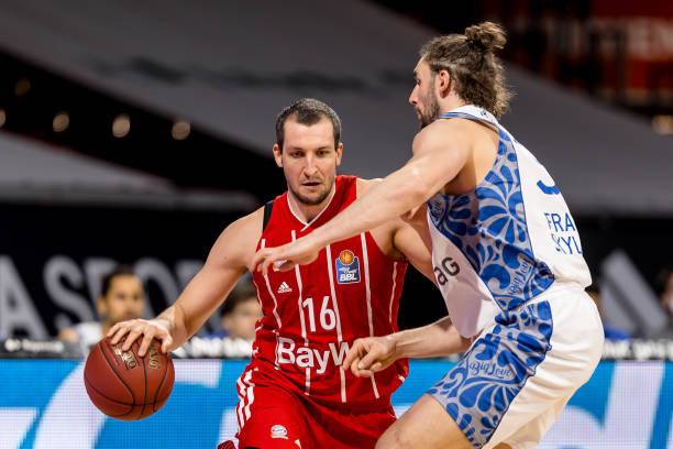 冬窗再见！夏窗正式关窗，罗马诺感谢球迷：难忘的夏天，谢谢大家